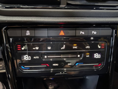 Volkswagen T-Roc 2.0 TSI 4Motion R-Line Business*Pano*Stoelmassage/verwarming*