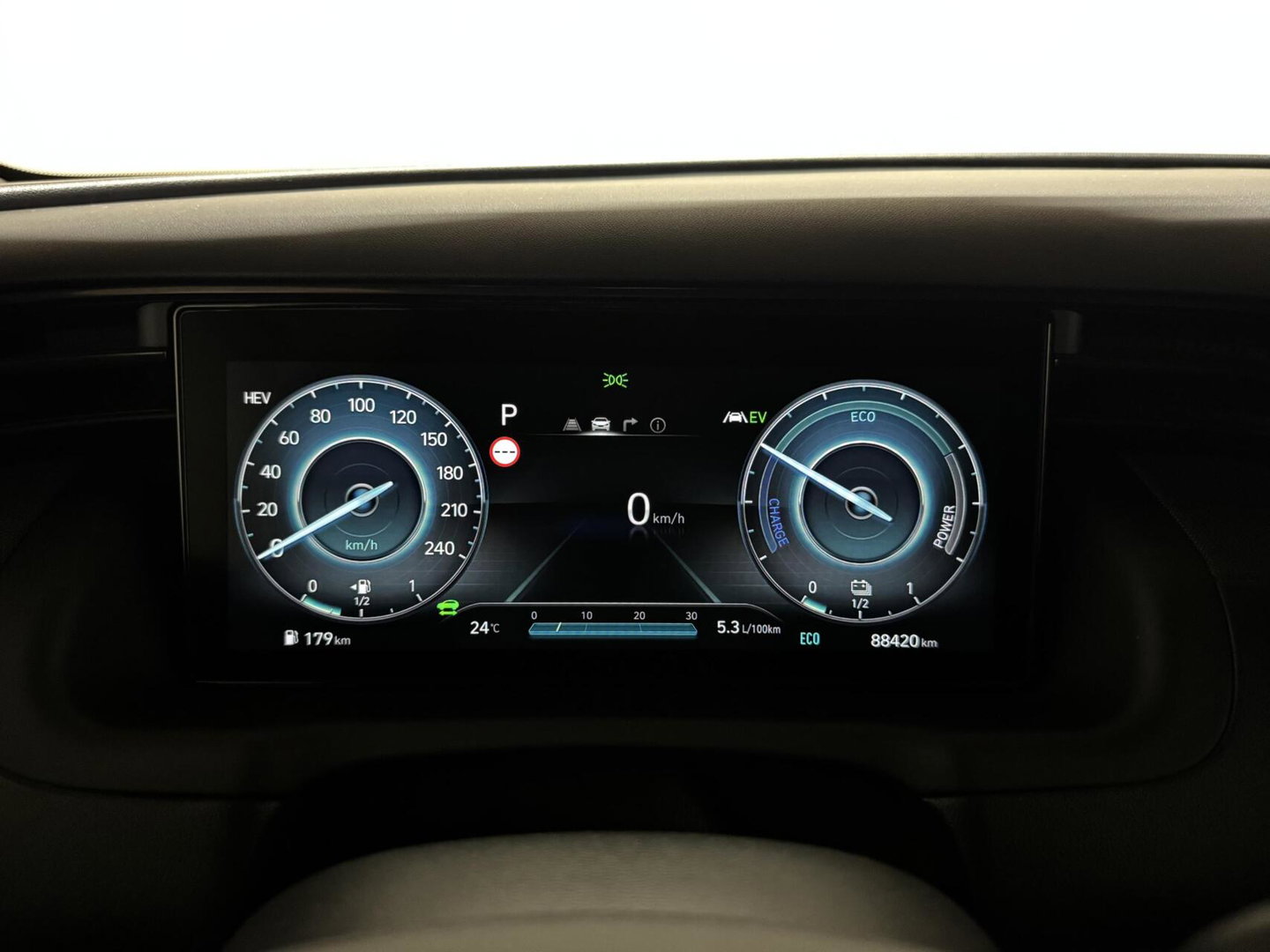 Hyundai Tucson Hybrid 1.6 T-GDI PHEV N-Line Sky 4WD