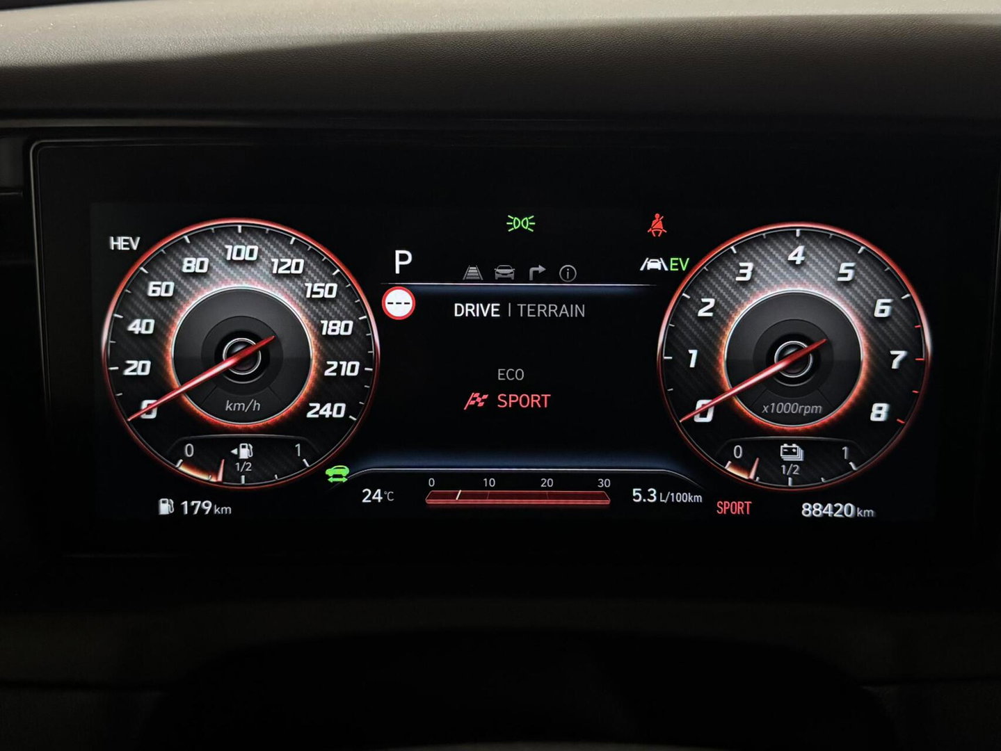 Hyundai Tucson Hybrid 1.6 T-GDI PHEV N-Line Sky 4WD