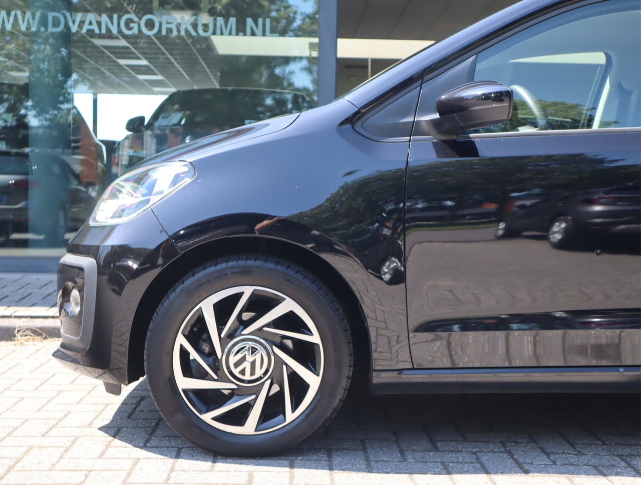 Volkswagen up!