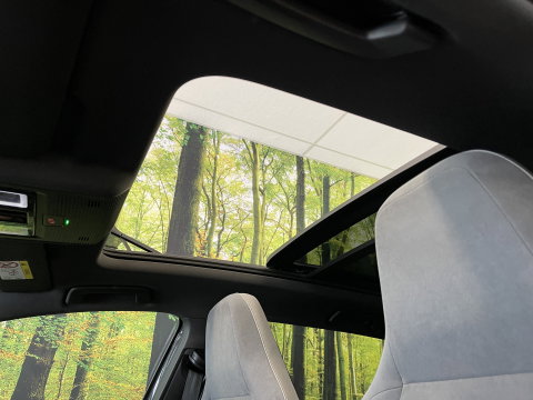 Volkswagen Golf Variant 1.5 eTSI R-Line Business+ | Apple Carplay | IQ Drive | Panorama dak | Adaptive Cruise Control | Rijmodus Regeling | Stoelverwarming |