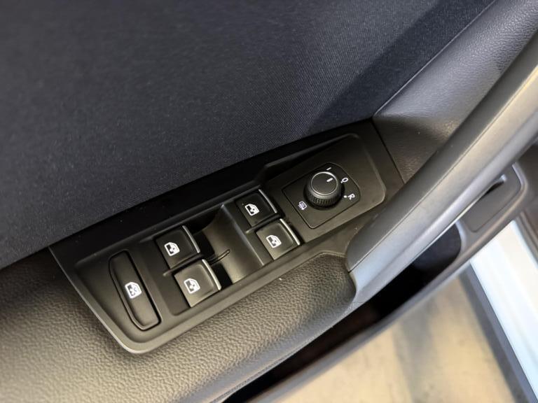 Volkswagen Tiguan Allspace 1.5 TSI R-line 7p Trekhaak Camera