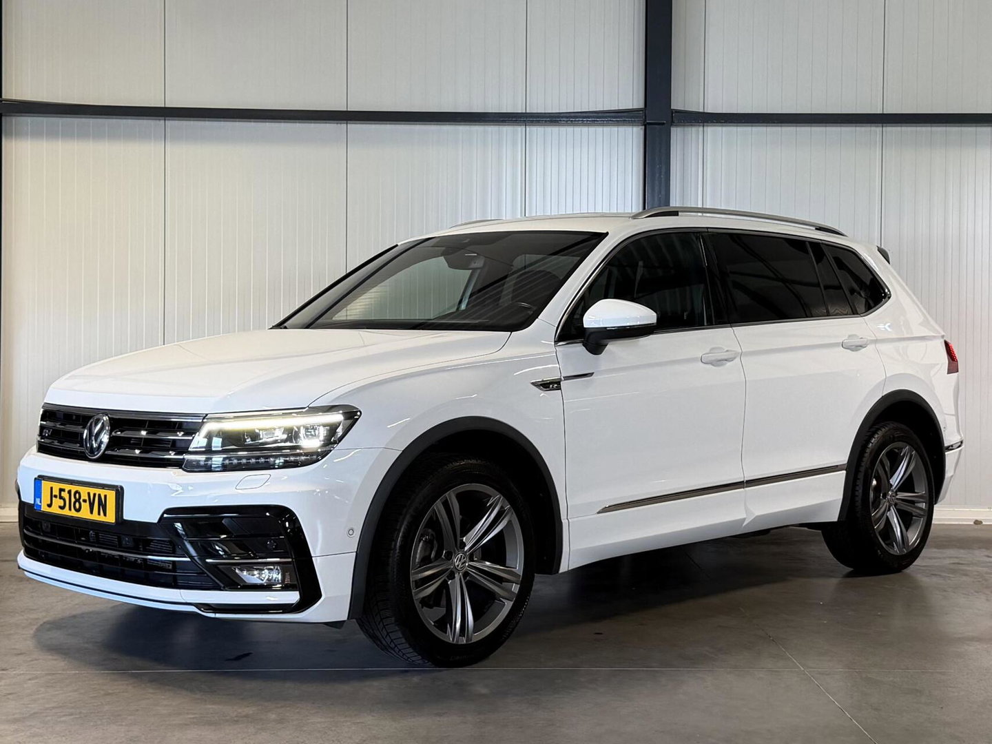Volkswagen Tiguan Allspace 1.5 TSI R-line 7p Trekhaak Camera