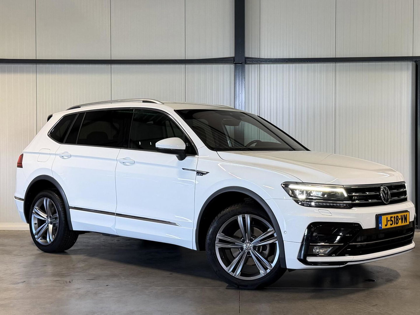 Volkswagen Tiguan Allspace 1.5 TSI R-line 7p Trekhaak Camera