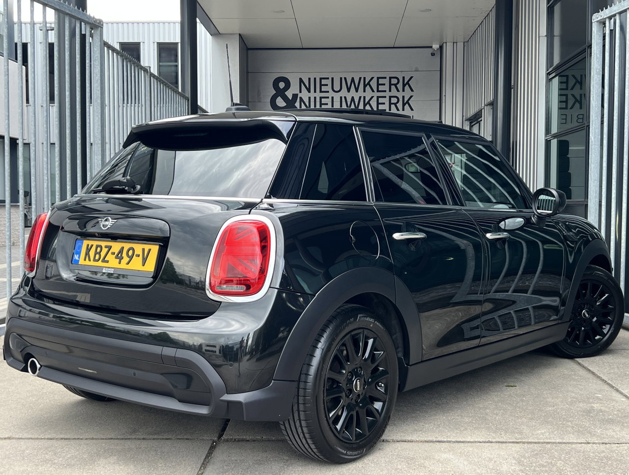 MINI 5-Deurs