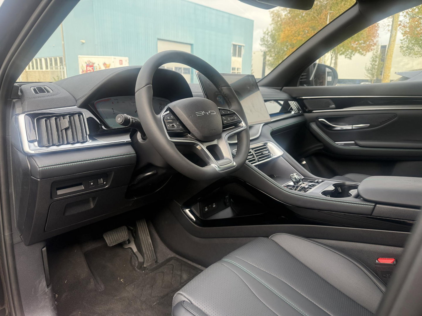 BYD SEAL U 1.5 T DM-i Comfort 125km elektrisch 26,6kwh