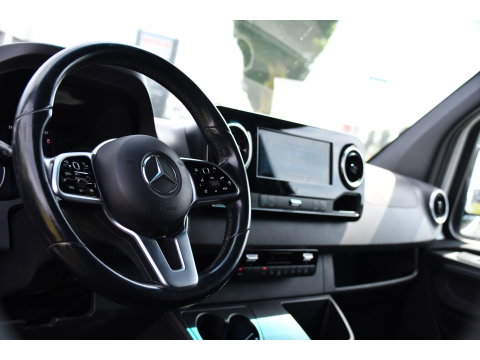 Mercedes-Benz Sprinter 316 2.2 CDI L2H2 DC PB Edition Adaptieve Cruise, Camera, Carplay, LED, 164pk, Stoelverwarming, Trekhaak, Automaat, 10,5'' Mbux, Standkachel, Uniek!