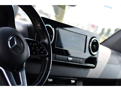 Mercedes-Benz Sprinter 316 2.2 CDI L2H2 DC PB Edition Adaptieve Cruise, Camera, Carplay, LED, 164pk, Stoelverwarming, Trekhaak, Automaat, 10,5'' Mbux, Standkachel, Uniek!