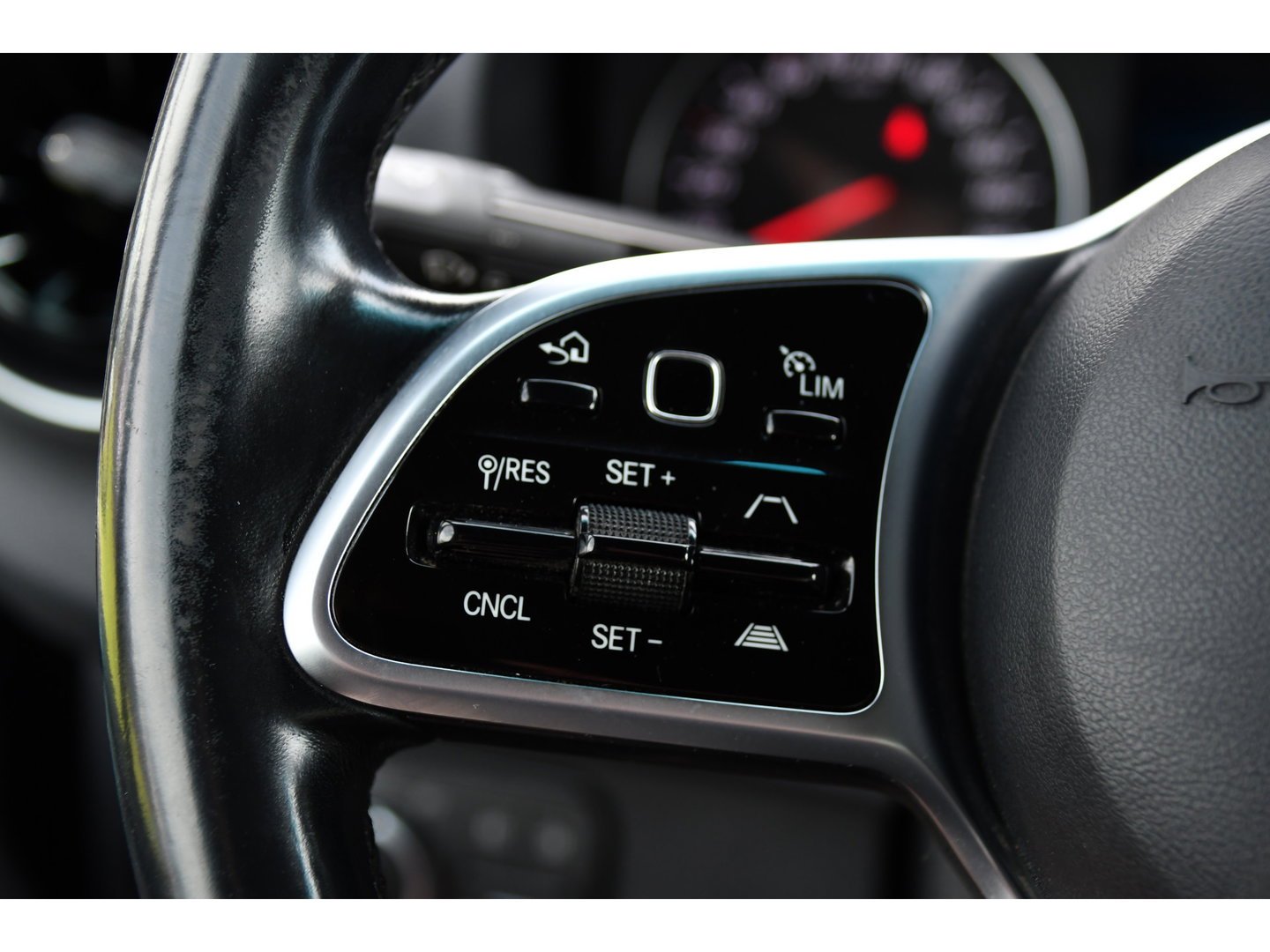 Mercedes-Benz Sprinter 316 2.2 CDI L2H2 DC PB Edition Adaptieve Cruise, Camera, Carplay, LED, 164pk, Stoelverwarming, Trekhaak, Automaat, 10,5'' Mbux, Standkachel, Uniek!