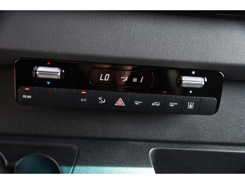 Mercedes-Benz Sprinter 316 2.2 CDI L2H2 DC PB Edition Adaptieve Cruise, Camera, Carplay, LED, 164pk, Stoelverwarming, Trekhaak, Automaat, 10,5'' Mbux, Standkachel, Uniek!