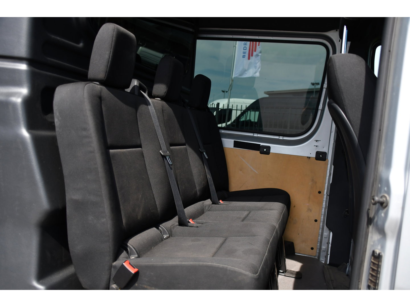 Mercedes-Benz Sprinter 316 2.2 CDI L2H2 DC PB Edition Adaptieve Cruise, Camera, Carplay, LED, 164pk, Stoelverwarming, Trekhaak, Automaat, 10,5'' Mbux, Standkachel, Uniek!