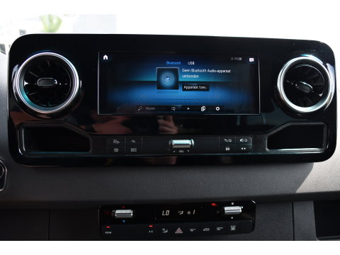 Mercedes-Benz Sprinter 316 2.2 CDI L2H2 DC PB Edition Adaptieve Cruise, Camera, Carplay, LED, 164pk, Stoelverwarming, Trekhaak, Automaat, 10,5'' Mbux, Standkachel, Uniek!