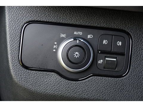 Mercedes-Benz Sprinter 316 2.2 CDI L2H2 DC PB Edition Adaptieve Cruise, Camera, Carplay, LED, 164pk, Stoelverwarming, Trekhaak, Automaat, 10,5'' Mbux, Standkachel, Uniek!