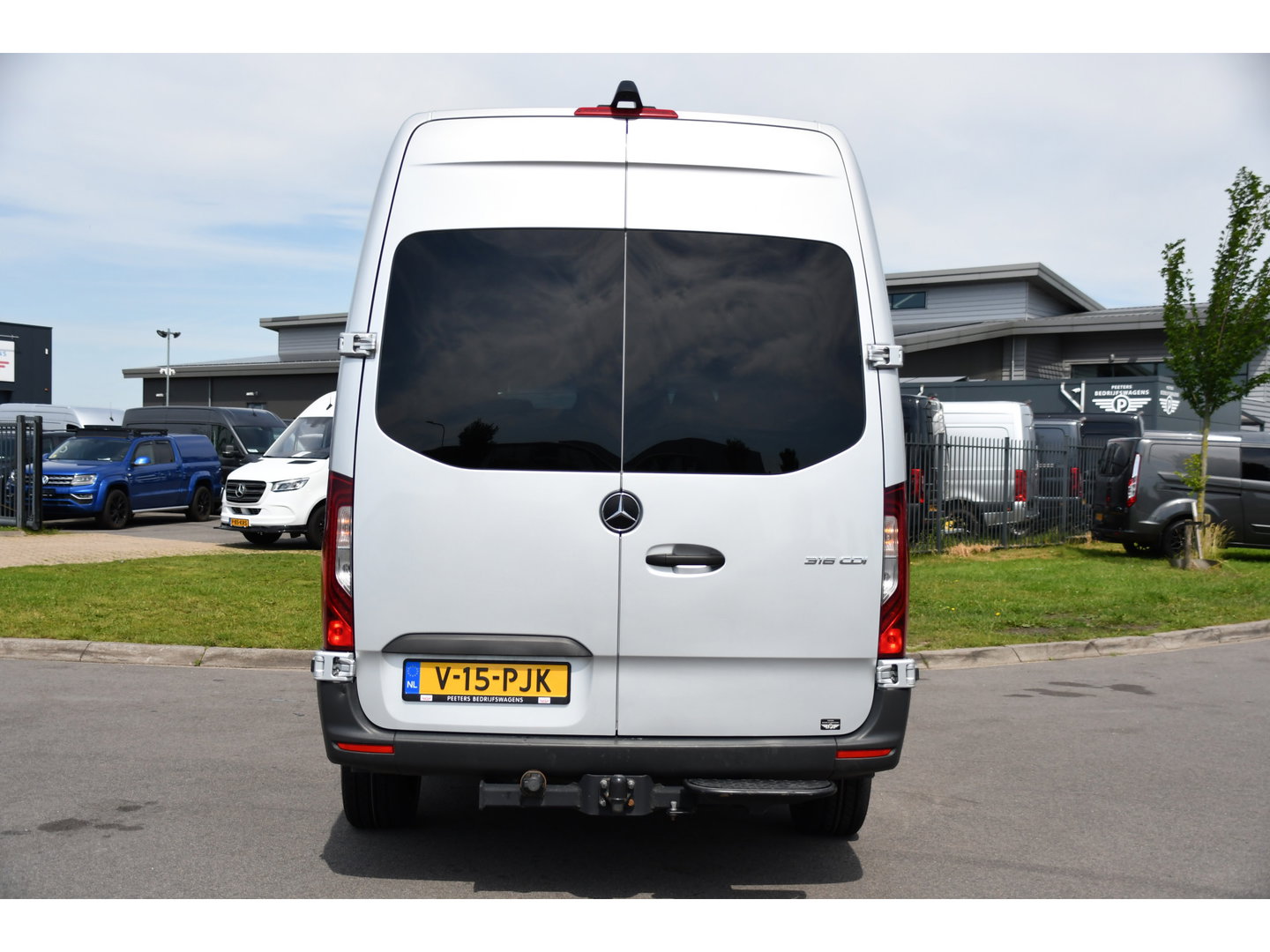 Mercedes-Benz Sprinter 316 2.2 CDI L2H2 DC PB Edition Adaptieve Cruise, Camera, Carplay, LED, 164pk, Stoelverwarming, Trekhaak, Automaat, 10,5'' Mbux, Standkachel, Uniek!