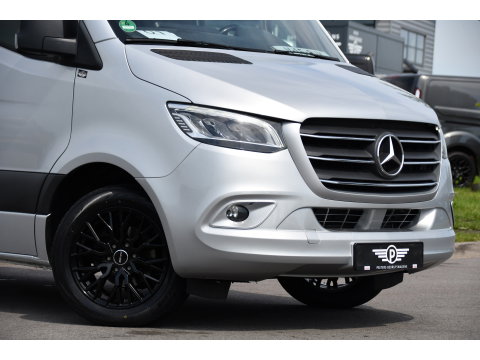 Mercedes-Benz Sprinter 316 2.2 CDI L2H2 DC PB Edition Adaptieve Cruise, Camera, Carplay, LED, 164pk, Stoelverwarming, Trekhaak, Automaat, 10,5'' Mbux, Standkachel, Uniek!