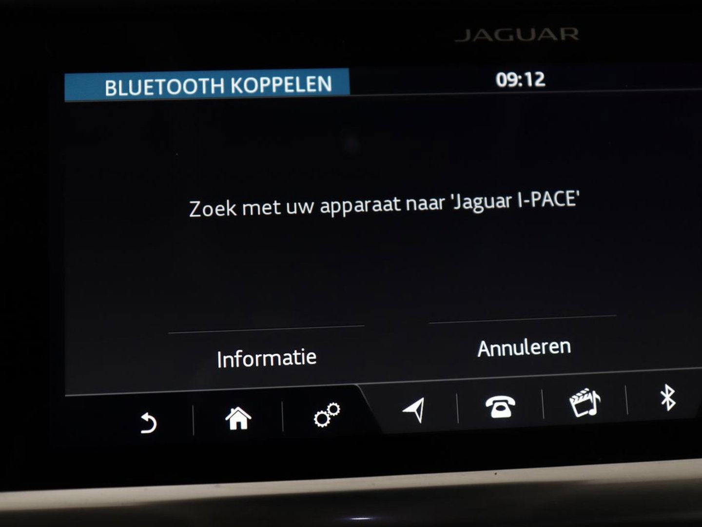 Jaguar I-PACE EV400 Business Edition S 90 kWh SOH 94,2% | Carplay | Navigatie | Standkachel | Panoramadak | Camera | Adaptive cruise | Elektrische achterklep | Climate control