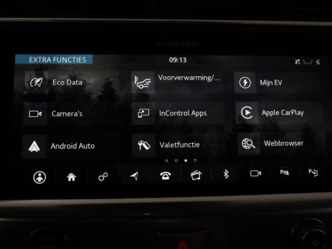 Jaguar I-PACE EV400 Business Edition S 90 kWh SOH 94,2% | Carplay | Navigatie | Standkachel | Panoramadak | Camera | Adaptive cruise | Elektrische achterklep | Climate control