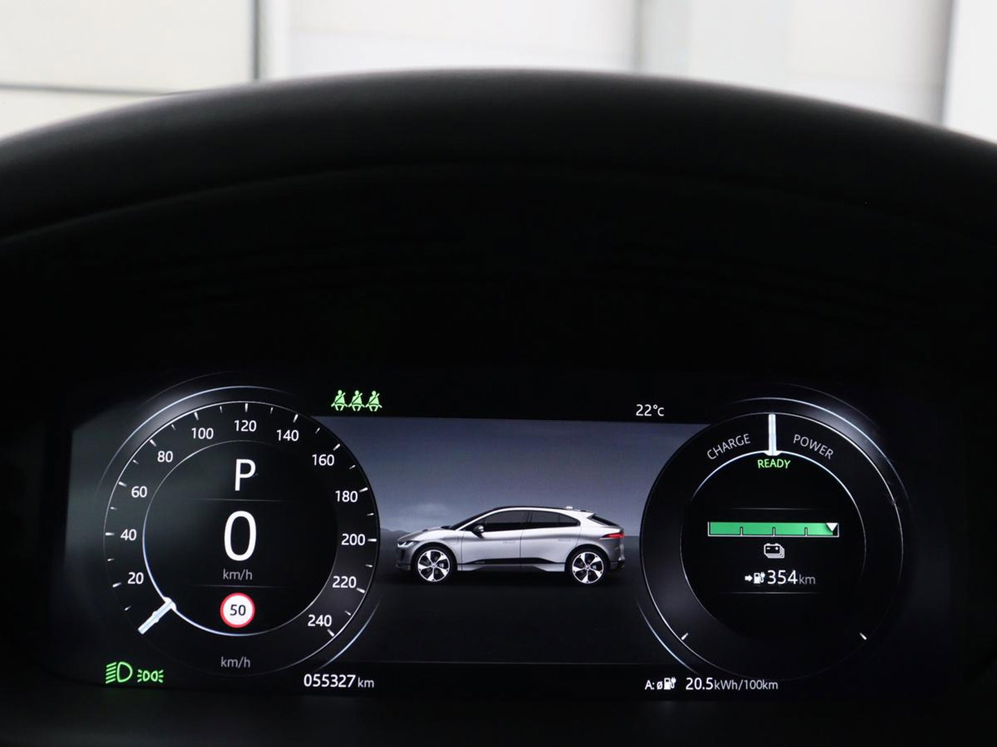 Jaguar I-PACE EV400 Business Edition S 90 kWh SOH 94,2% | Carplay | Navigatie | Standkachel | Panoramadak | Camera | Adaptive cruise | Elektrische achterklep | Climate control