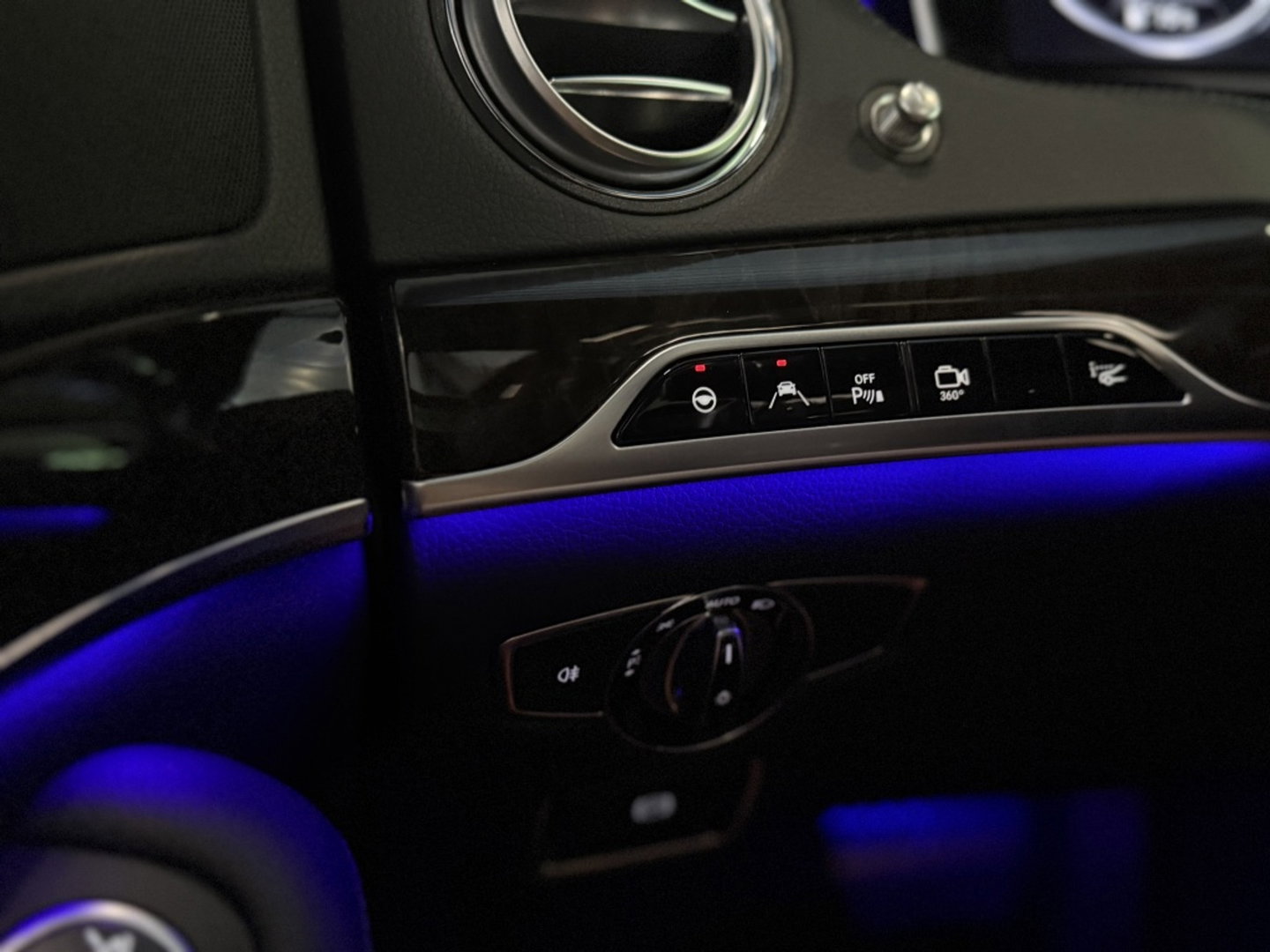 Mercedes-Benz S-Klasse S400 333PK Hybrid / AMG / LED / 360°
