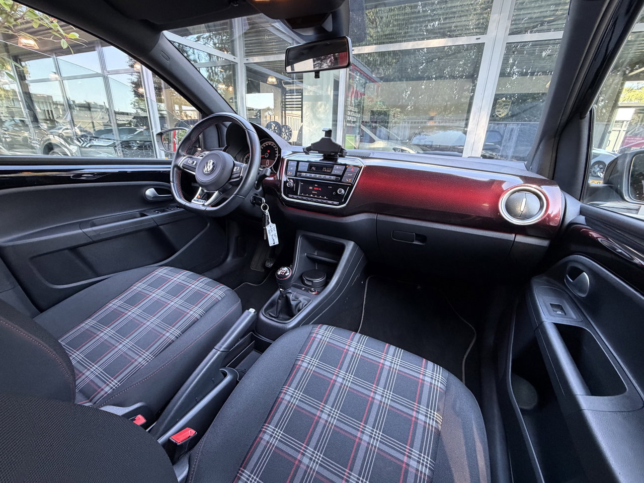 Volkswagen up!
