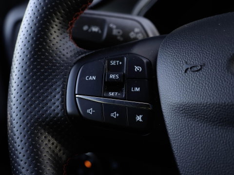 Ford FOCUS Wagon 1.0 EcoBoost ST-Line Automaat | Trekhaak | Winterpack