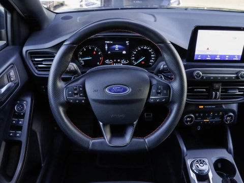 Ford FOCUS Wagon 1.0 EcoBoost ST-Line Automaat | Trekhaak | Winterpack