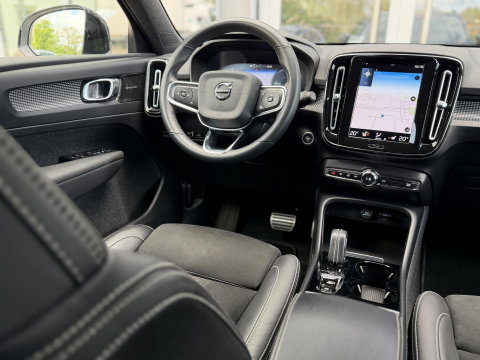 Volvo XC40 1.5 T4 210PK Recharge R-Design |H/K|AutoPilot|Winterpakket|Cam