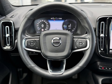 Volvo XC40 1.5 T4 210PK Recharge R-Design |H/K|AutoPilot|Winterpakket|Cam