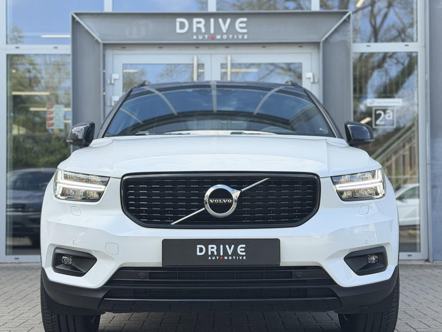 Volvo XC40 1.5 T4 210PK Recharge R-Design |H/K|AutoPilot|Winterpakket|Cam