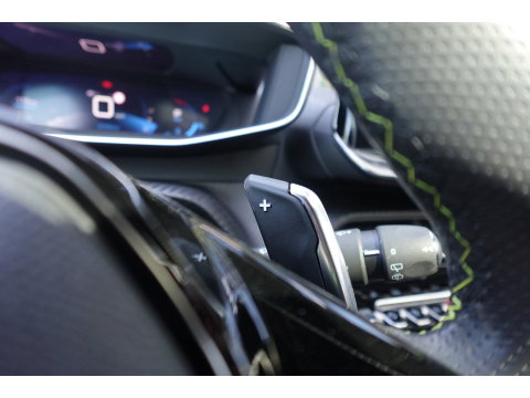 Peugeot 2008 1.2 PureTech GT PANO KEYLESS VOL'