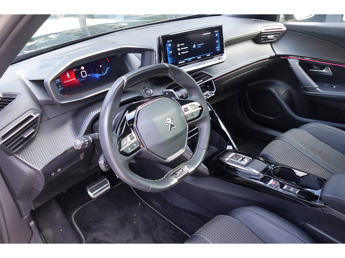 Peugeot 2008 1.2 PureTech GT PANO KEYLESS VOL'