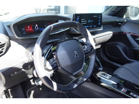 Peugeot 2008 1.2 PureTech GT PANO KEYLESS VOL'