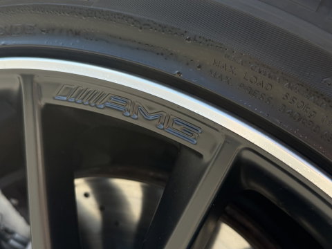Mercedes-Benz A-Klasse 220 automaat / Premium Plus / AMG-Pakket / LED