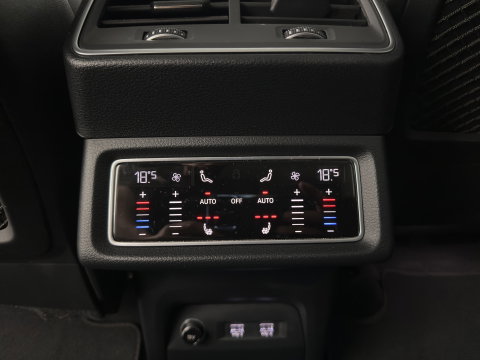Audi e-tron 55 Quattro Advanced 95 kWh [ 3-Fase-11kW ] {SoH-91%} (INCL-BTW) *PANO | LEATHER | BANG&OLUFSEN | VIRTUAL-MIRRORS | HEAD-UP |  ADAPTIVE-CRUISE | FULL-LED | DIGI-COCKPIT | KEYLESS | MEMORY-PACK | TOPVIEW | HEATED-SPORTSEATS |  22''ALU*