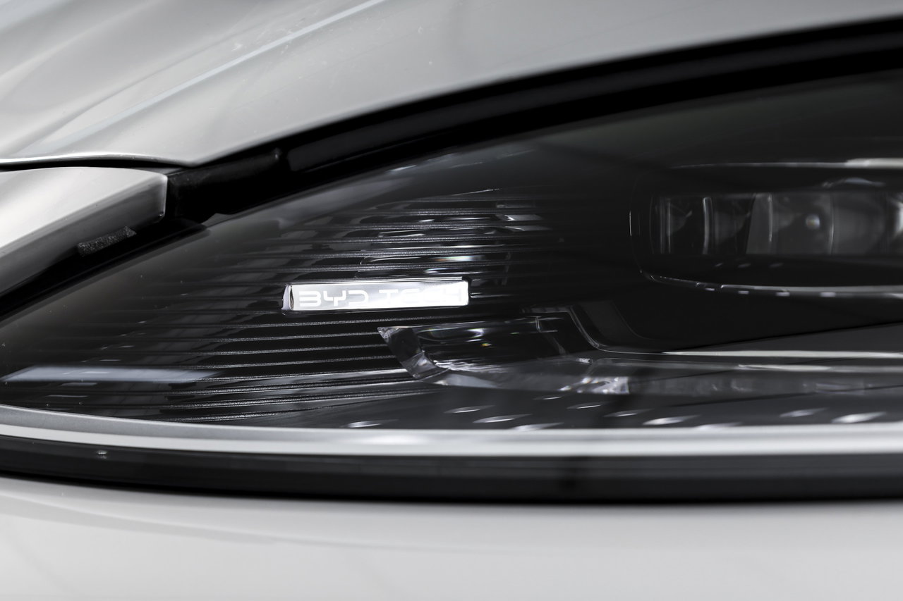BYD SEAL U