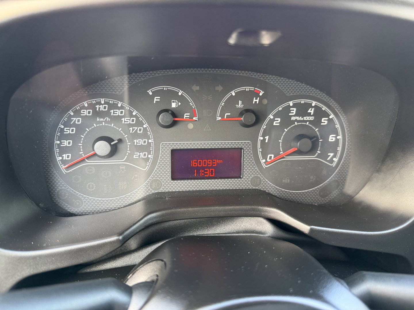 Fiat Fiorino 1.3 MJ Adventure / vaste prijs rijklaar € 9.950 ex btw / lease vanaf € 168 / euro 6 / bpm vrij / zilver metallic / airco / cruise / navi / schuifdeur / pdc achter !