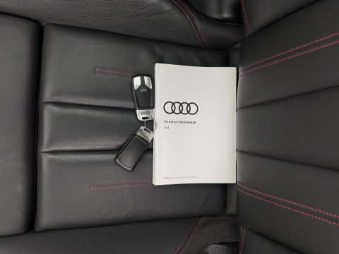 Audi A4 Avant 2.0 TDI S-Line Sport Black Edition Aut. *PANO | LEATHER | FULL-LED | HEATED-SPORTSEATS | AUDI-SOUND | DIGI-COCKPIT | KEYLESS | NAVI-FULLMAP | PDC | AMBIENTLIGHT | CRUISE  | 18"ALU*