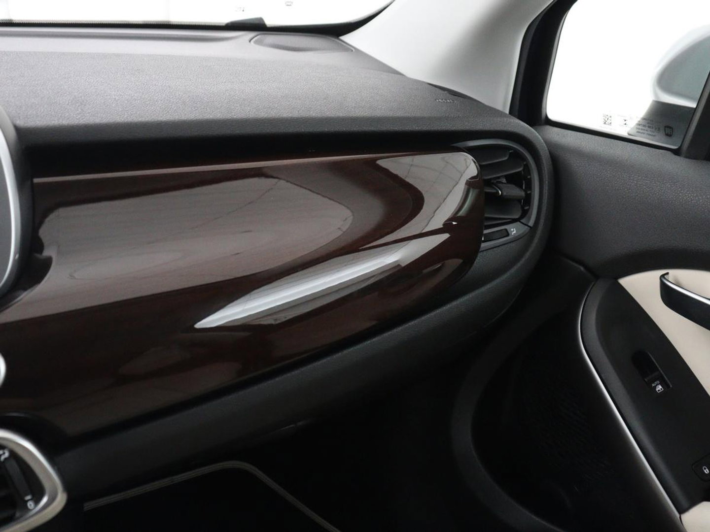 Fiat 500X 1.3 FireFly Turbo 150 Connect Yacht Club Capri Yacht Club Capri | Carplay | Open-schuifkanteldak | LED | LEER | Automaat | Camera | Navigatie | DAB | LM |Climate control | Cruise control