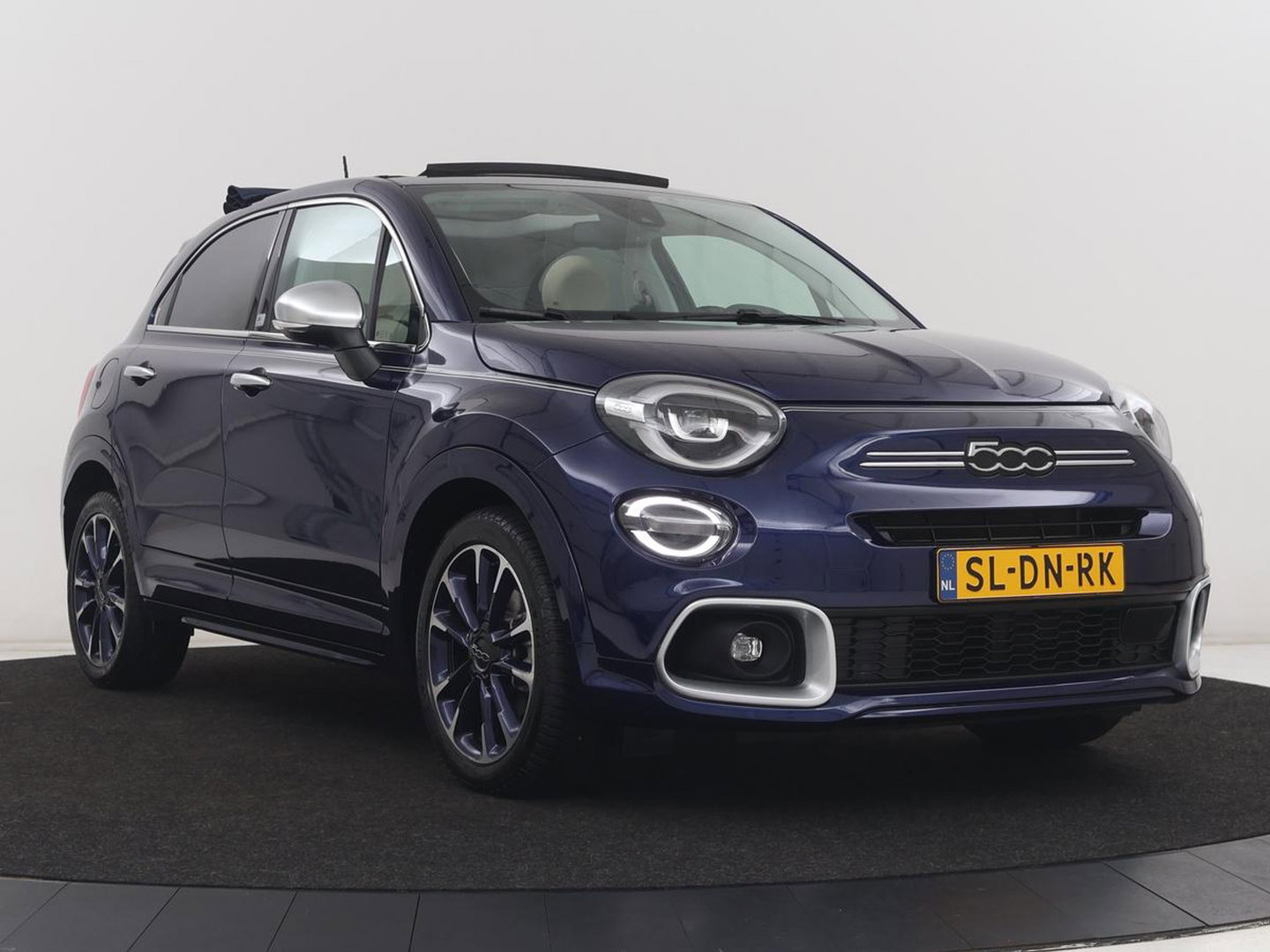 Fiat 500X 1.3 FireFly Turbo 150 Connect Yacht Club Capri Yacht Club Capri | Carplay | Open-schuifkanteldak | LED | LEER | Automaat | Camera | Navigatie | DAB | LM |Climate control | Cruise control