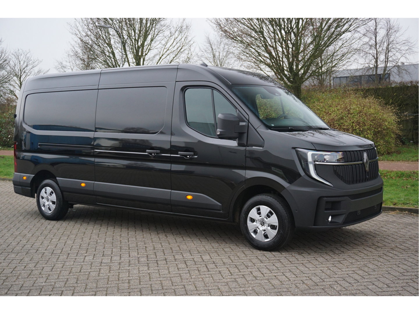 Renault Master E-Tech T35 L3H2 Extra Long range 87 kWh AUT Airco, Navi, Leder, Betimmering, Trekhaak NR. T10
