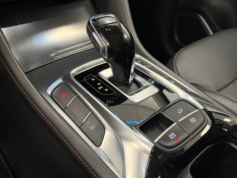 MG EHS 1.5 TGDI Luxury Panoramadak Leder Trekhaak 24 Maanden garantie* (Vraag naar de voorwaarden)