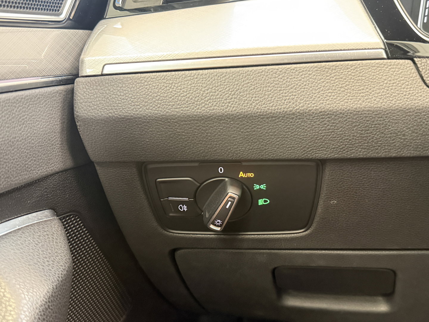 Volkswagen Passat Variant 1.4 TSI PHEV GTE Business Stand kachel Trekhaak webklapbaar Stuurwielverwarming 24 Maanden garantie* (Vraag naar de voorwaarden)