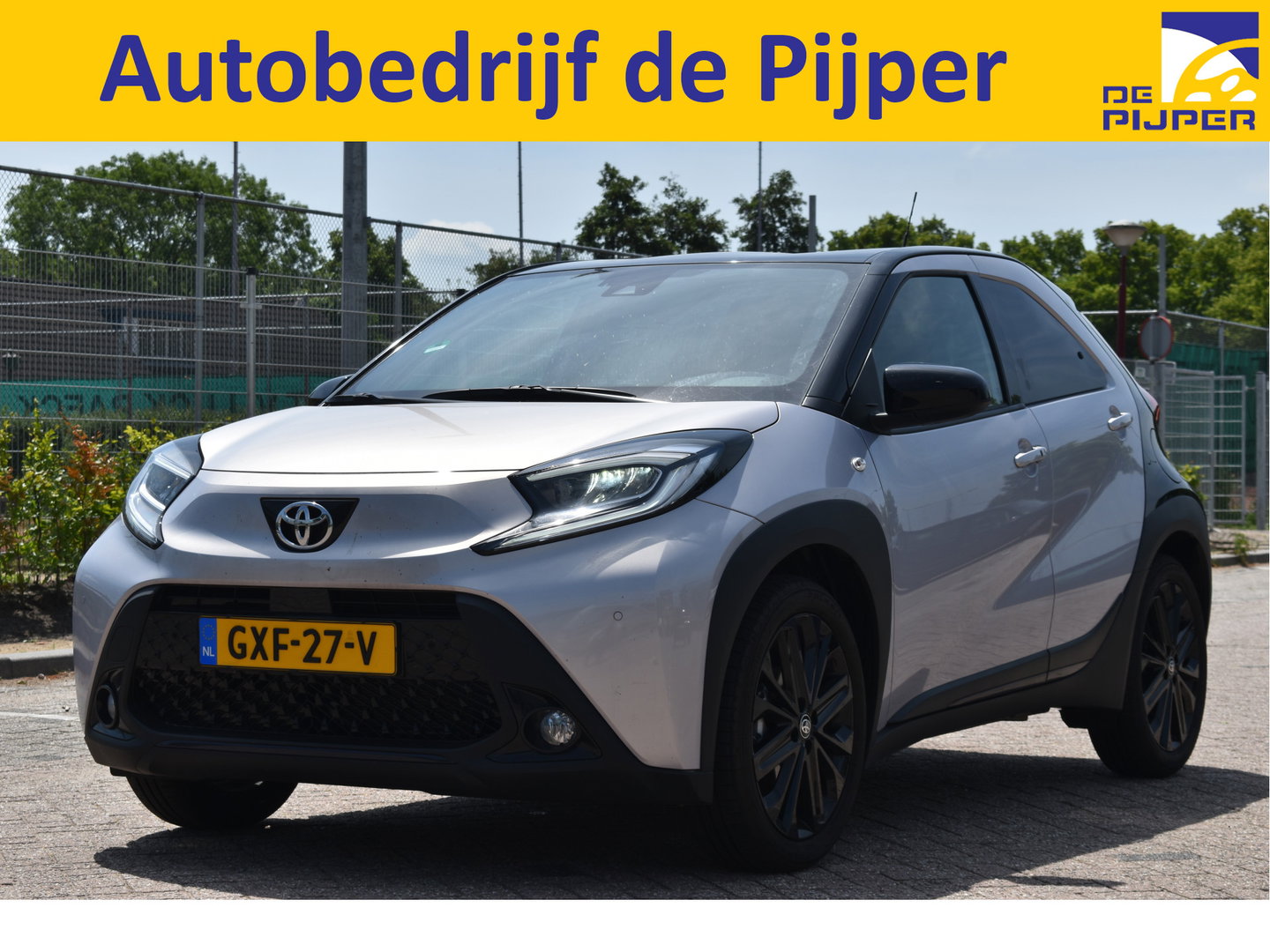 Toyota Aygo X 1.0 VVT-i S-CVT JBL Bi-Tone Jasmine SIlver | NL-Auto | Camera | Keyless | Carplay | Nav | DAB | Adapt.CC | Full LED | Fab.garantie