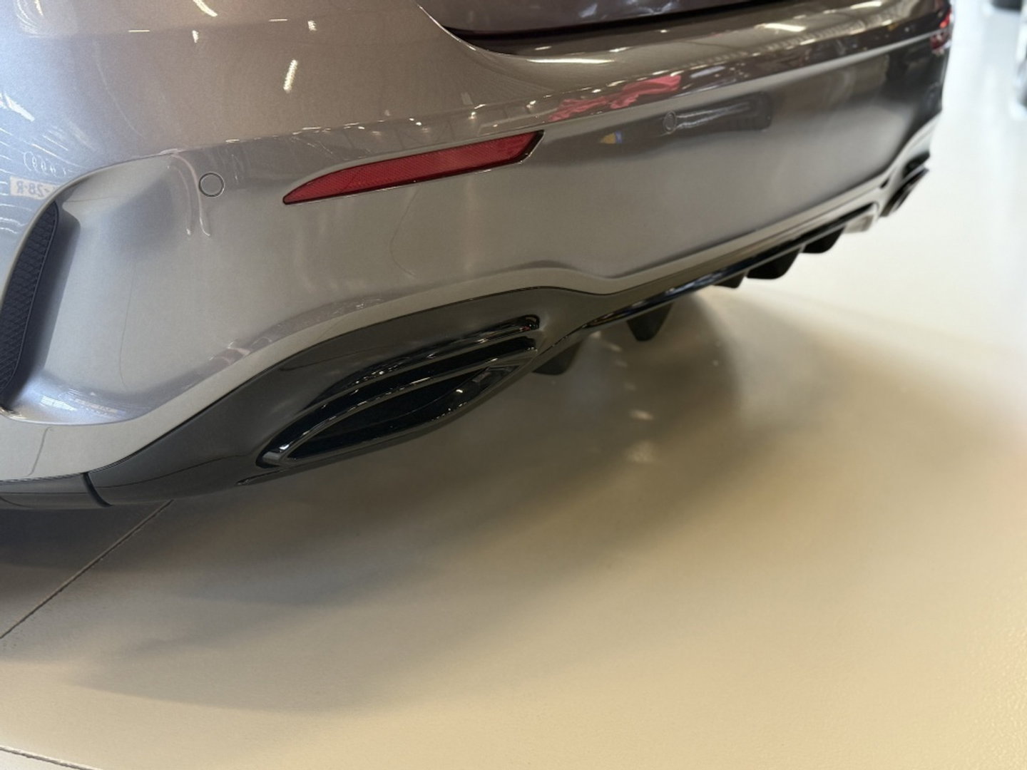 Mercedes-Benz A-Klasse 220 automaat / Premium Plus / AMG-Pakket / LED