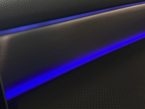 Mercedes-Benz A-Klasse 220 automaat / Premium Plus / AMG-Pakket / LED