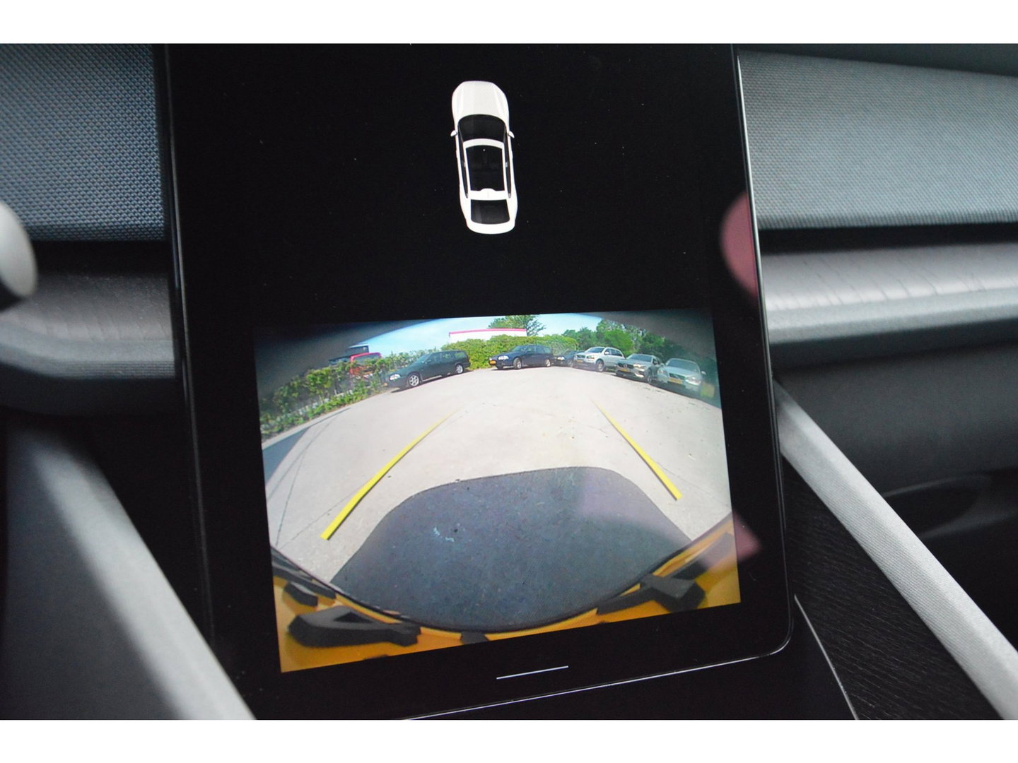Polestar 2 Standard Range Single Motor Plus 63 kWh | Camera | 96% SOH | Memory | Stoelverwarming | Apple CarPlay |