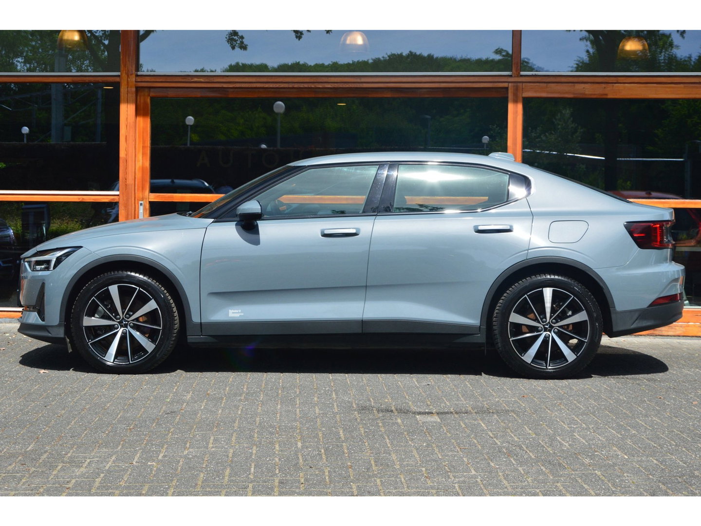 Polestar 2 Standard Range Single Motor Plus 63 kWh | Camera | 96% SOH | Memory | Stoelverwarming | Apple CarPlay |