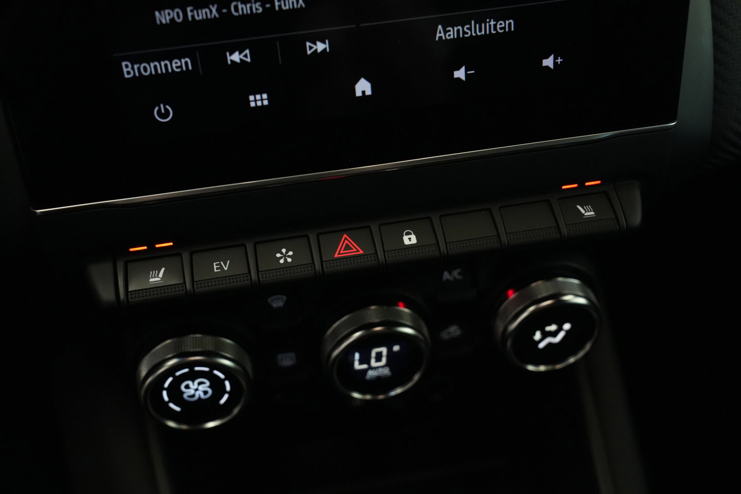 Renault Captur 1.6 E-Tech Plug-in Hybrid 160 R.S. Line Cruise/Climate 24 Maanden garantie* (Vraag naar de voorwaarden)