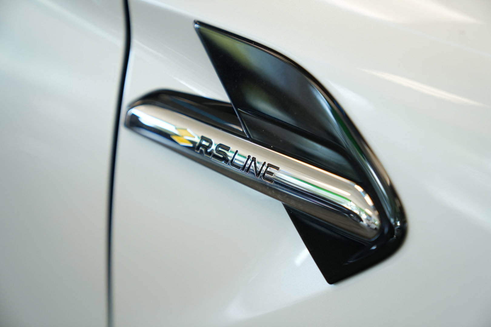 Renault Captur 1.6 E-Tech Plug-in Hybrid 160 R.S. Line Cruise/Climate 24 Maanden garantie* (Vraag naar de voorwaarden)