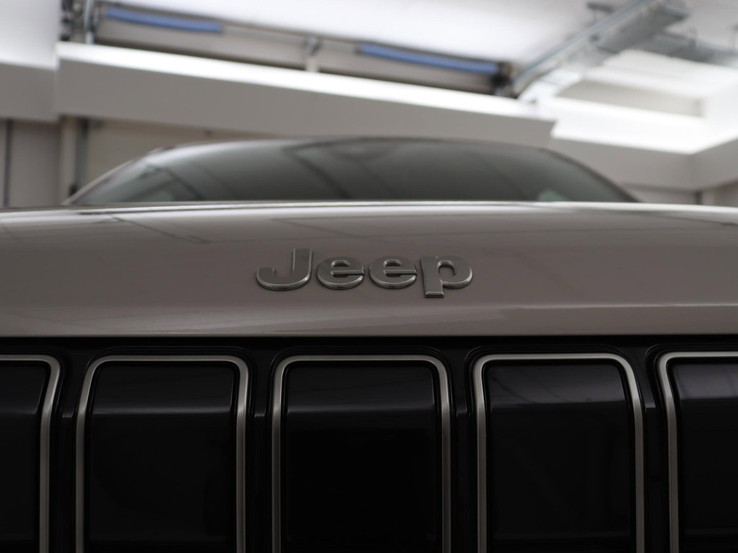 Jeep Avenger Avenger 54 kWh | SOH 97,6% | 3 Fase | Carplay | Adaptive cruise | Camera | Half leer | LM | LED | Climate control | Parkeersensoren